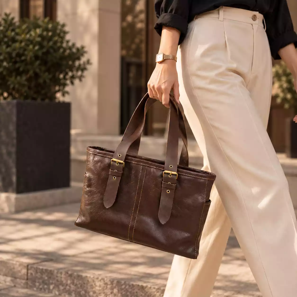 Broad Handle Shopping Tote – Dark Coffee Brown Leather Tote placeholder 1